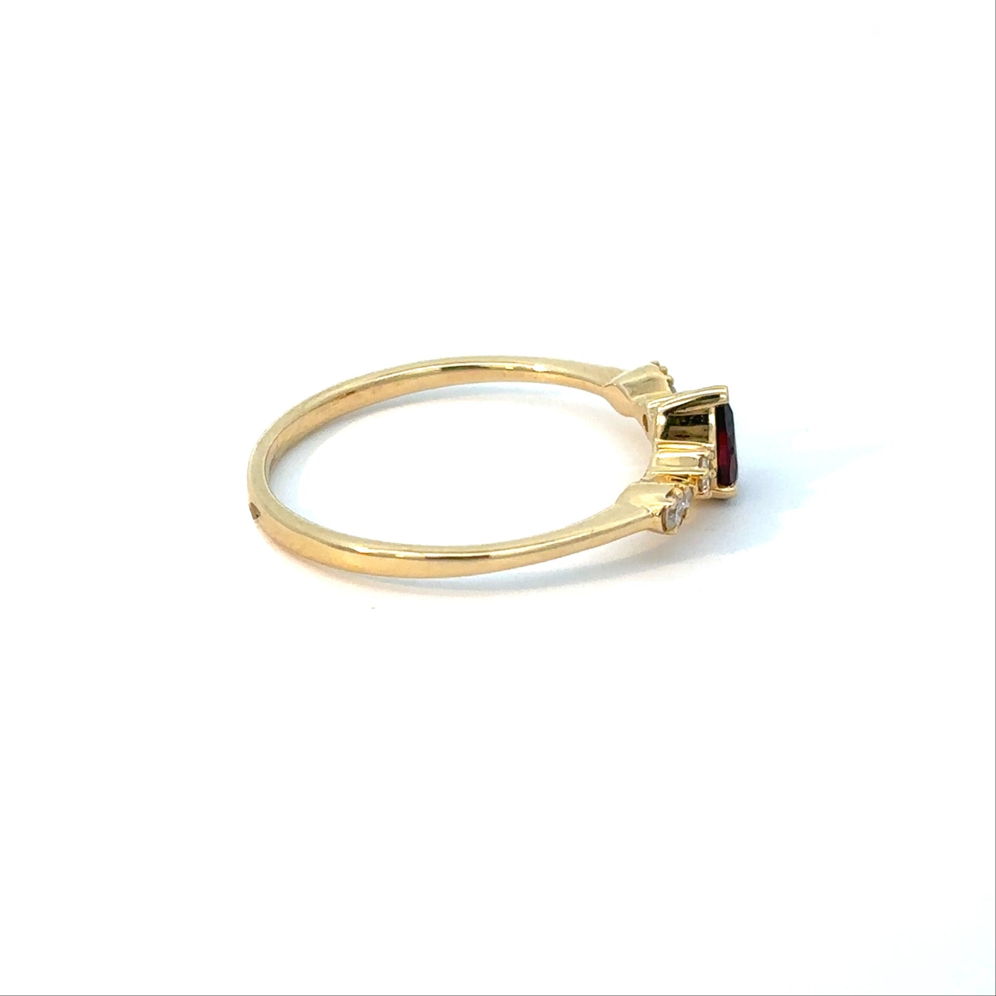 10K Yellow Gold Garnet Center Ring