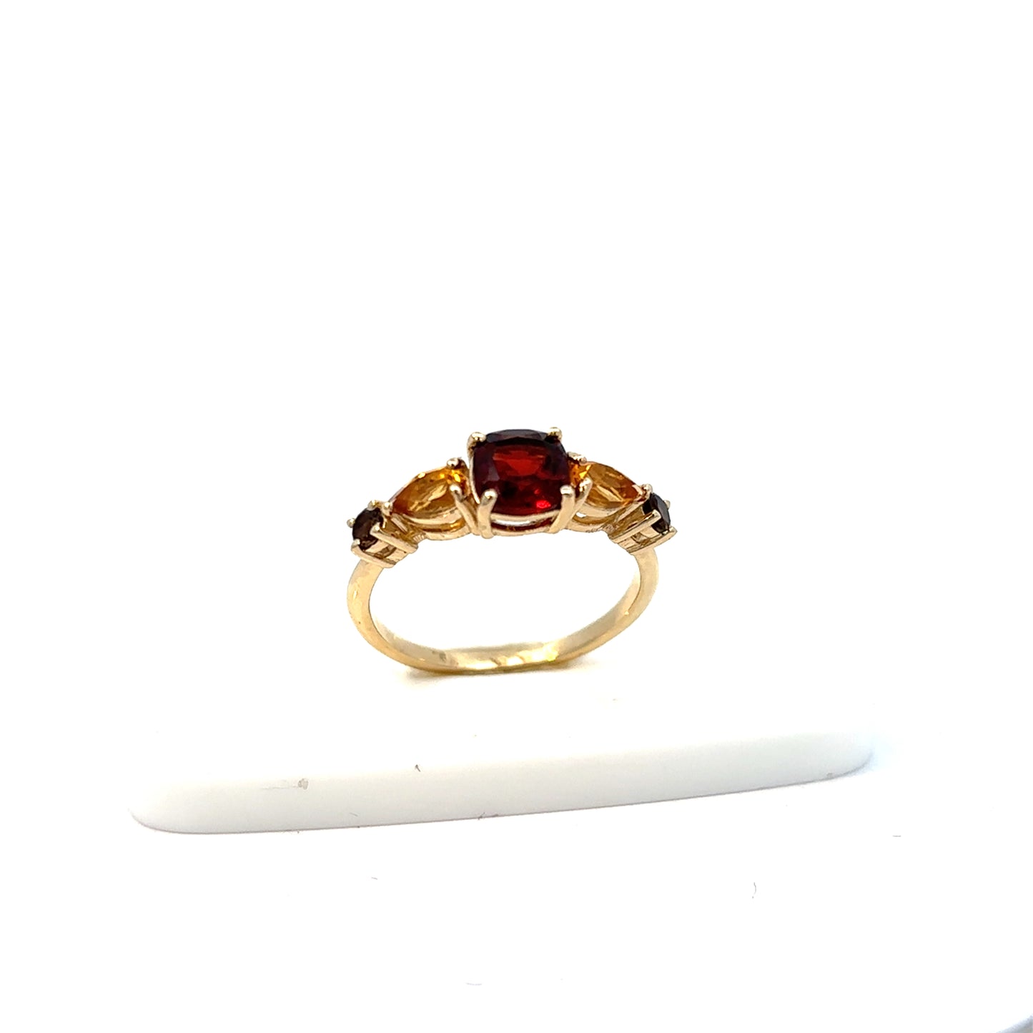 14K Yellow Gold Garnet Center Stone Ring