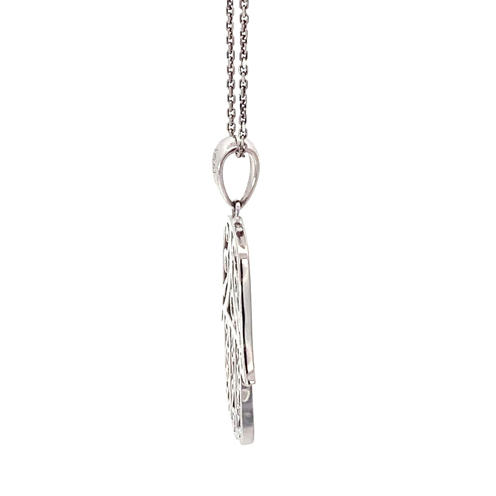 18K White Gold Vintage Hamsa Hand with Diamond Center