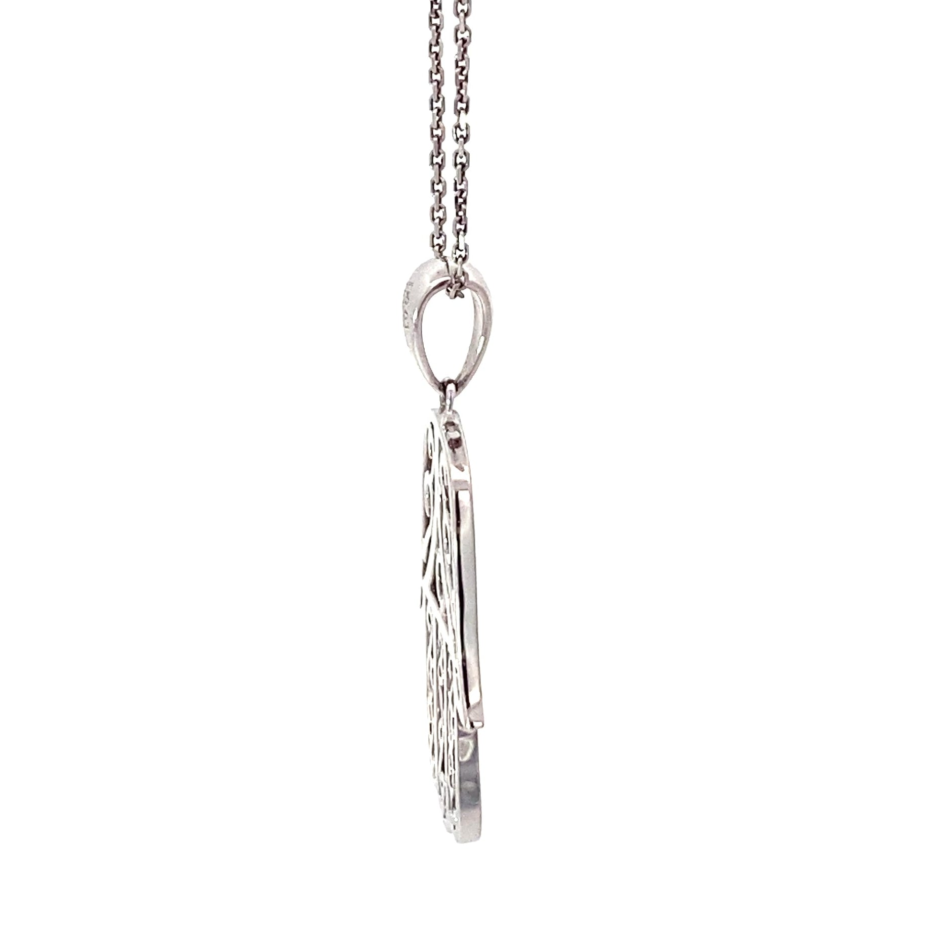 18K White Gold Vintage Hamsa Hand with Diamond Center