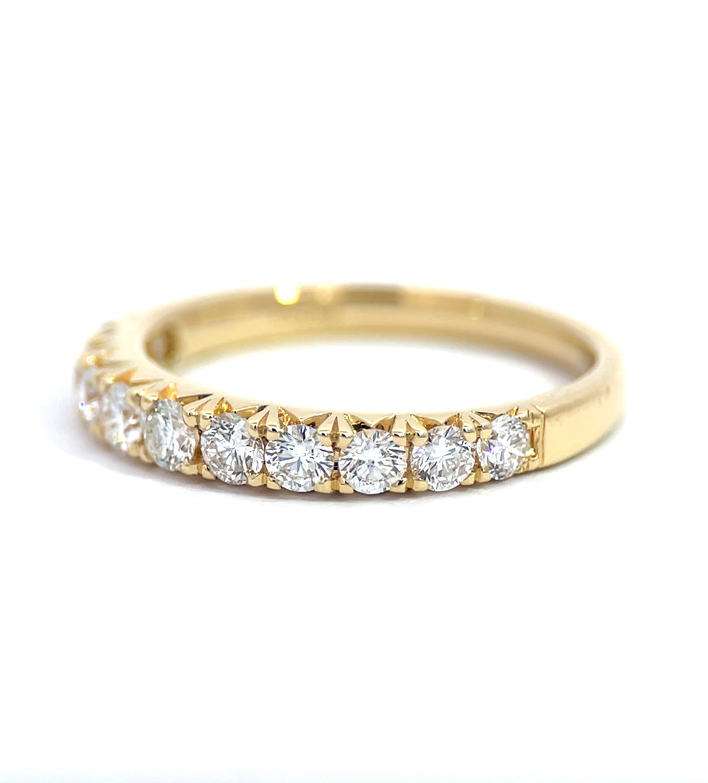 18K Yellow Gold Diamond Band