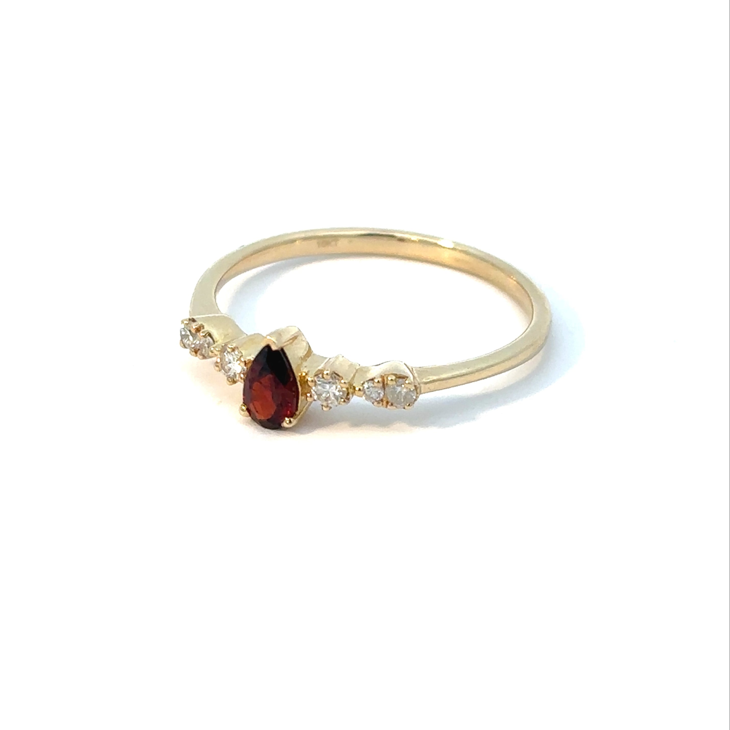10K Yellow Gold Garnet Center Ring