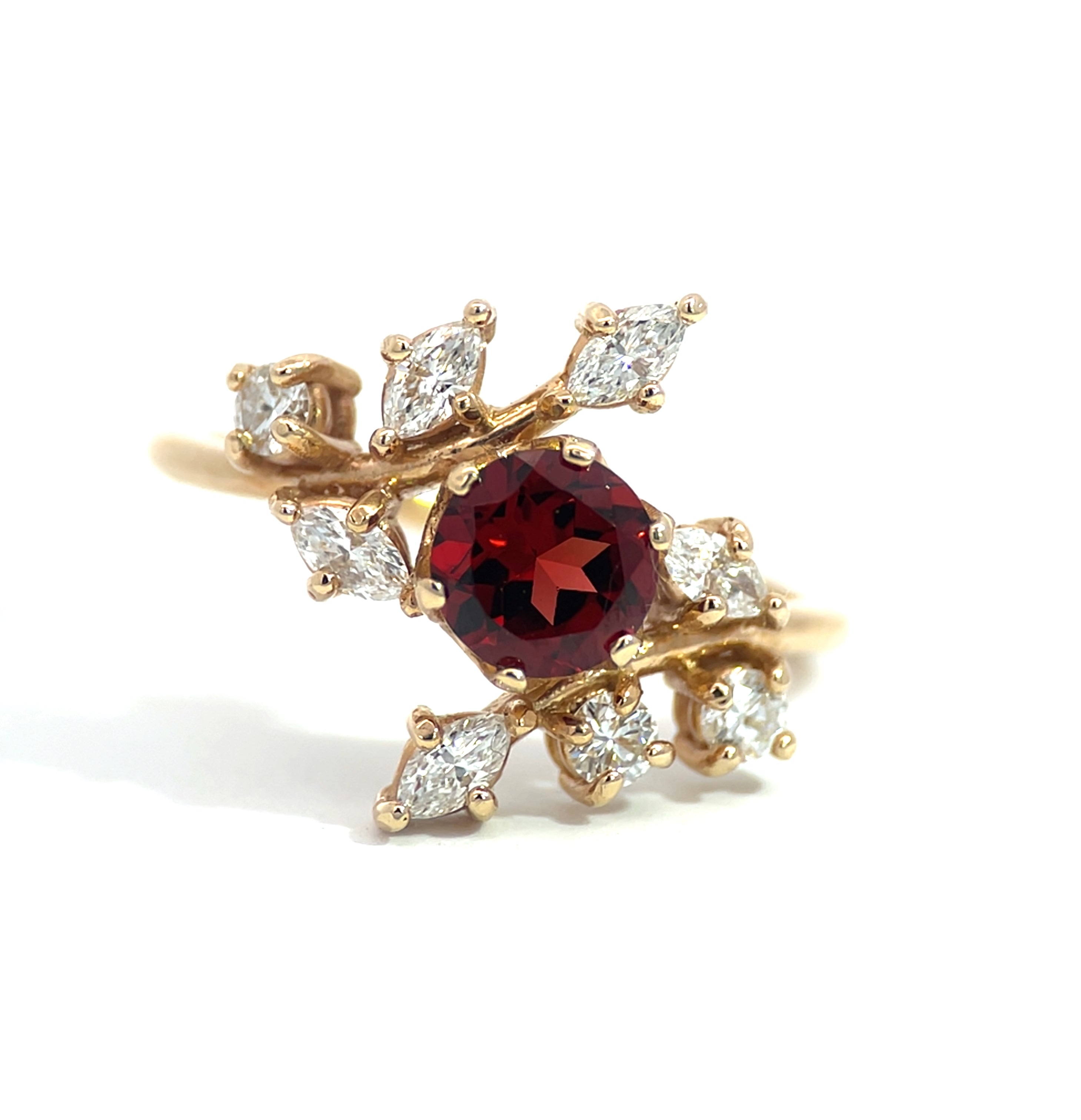 14K Yellow Gold Garnet Fashion Ring
